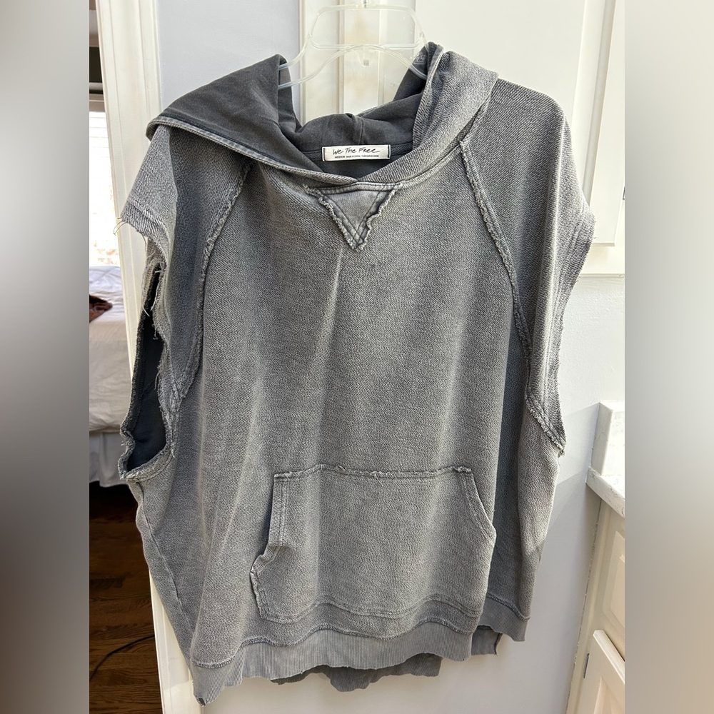 Free People pullover
